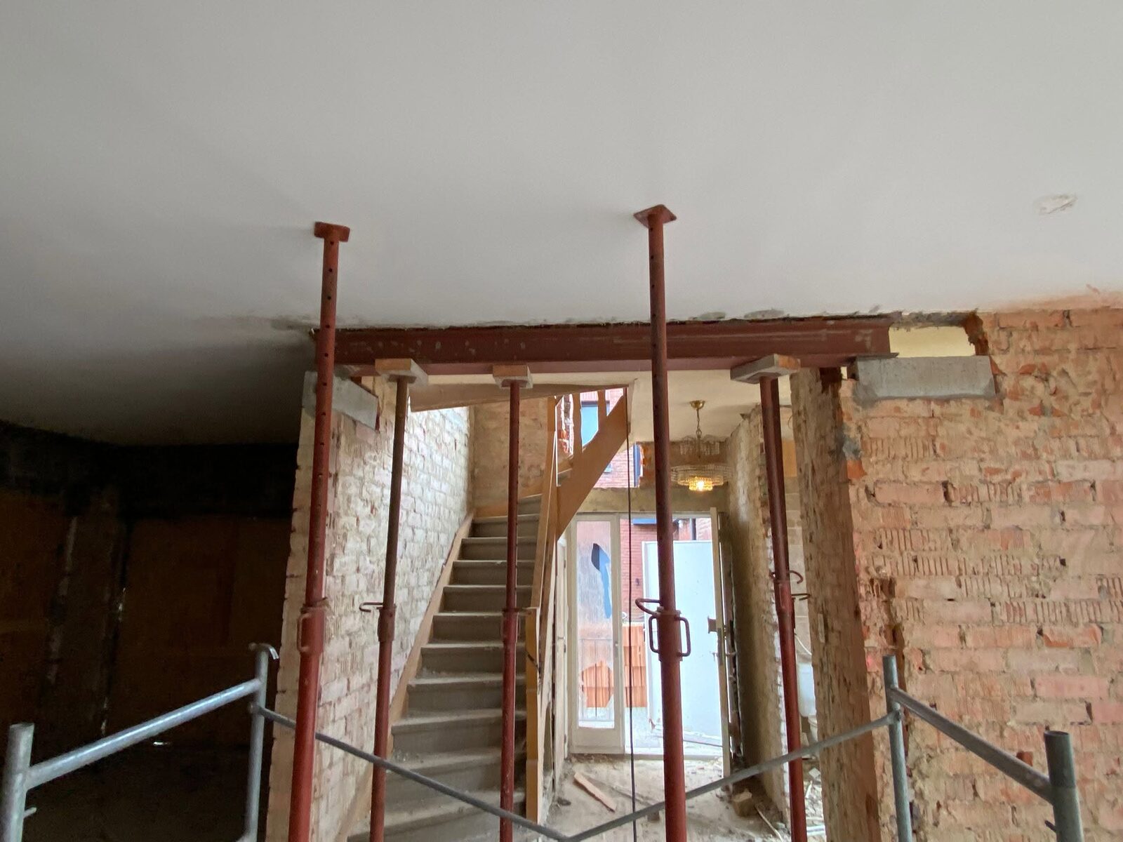 Dragende structuur binnen opgestut