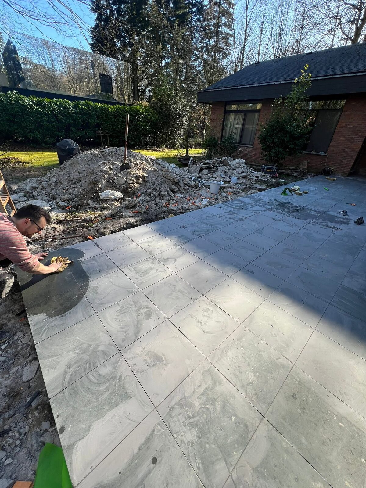 Natuursteen met de hand leggen